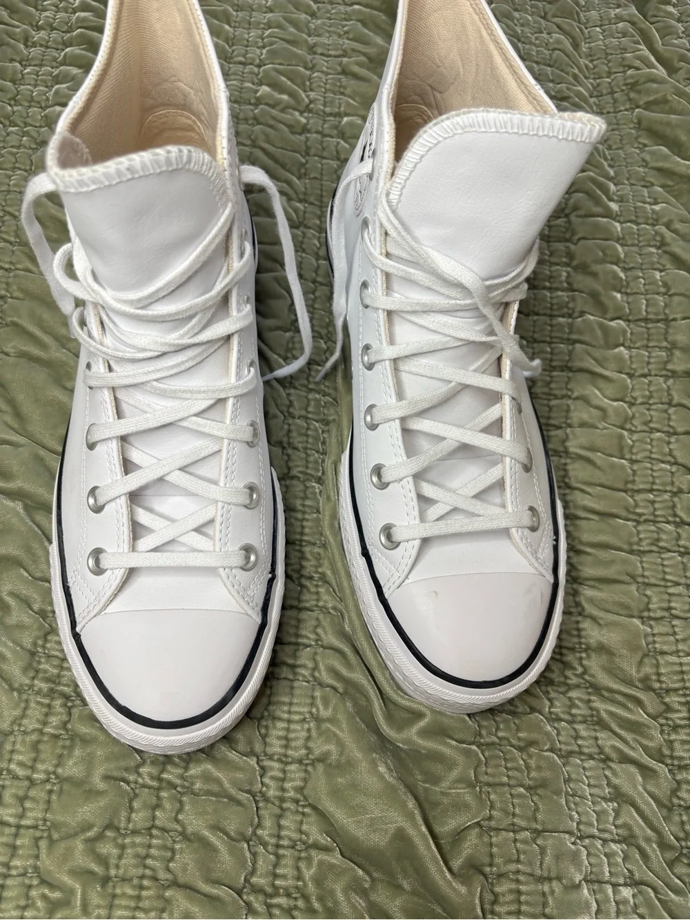 Converse Chuck Taylor All Star Leather Platform